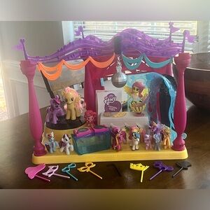 My Little Pony Friendship Stage with Pink and Purple Ponies